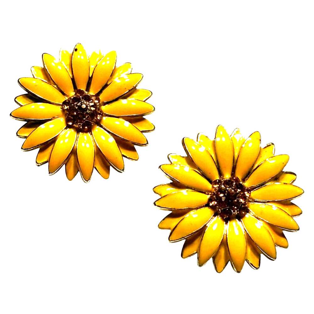Vintage pierced earrings flower power yellow enamel & rhinestones daisy blossoms